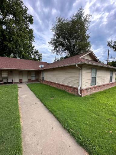 Main picture of 316 Dawson St