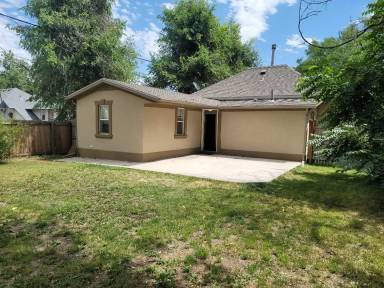 Main picture of 1117 12th Ave