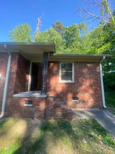 Main picture of 263 Briarcliff Dr