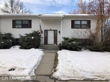 Main picture of 701 N Rouse Ave