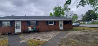 Main picture of 443 Gorrell St