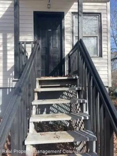 Main picture of 8 Circle Dr