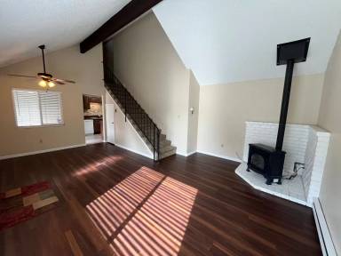 Main picture of 1710 Manchester Way