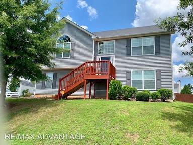 Main picture of 2542 South Hills