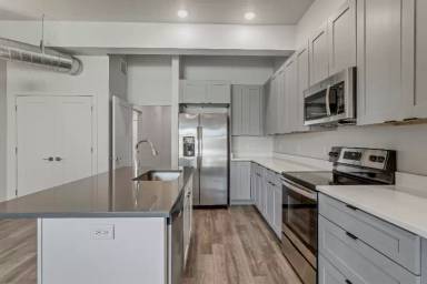 Main picture of 606 W North Temple