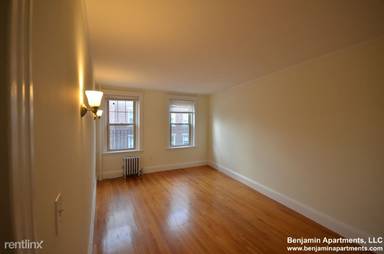 Main picture of 1846 Commonwealth Ave