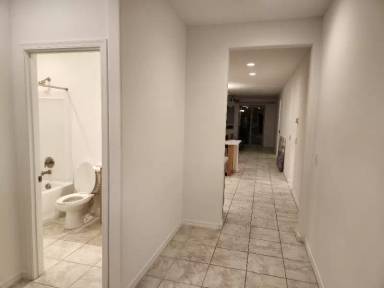 Main picture of 8948 W Colter St