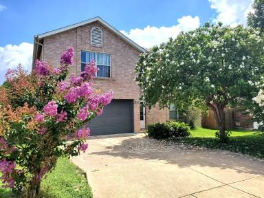 Main picture of 8455 Mannington Pl