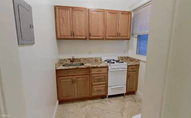 Main picture of 28 Westland Ave