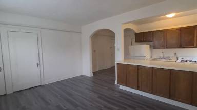 Main picture of 100 Academy Ave