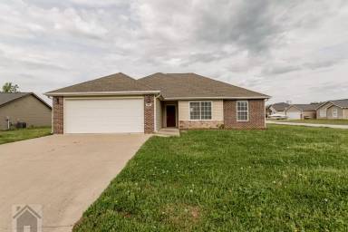 Main picture of 100 Ridge Ct