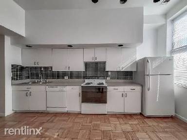 Main picture of Fullerton Lofts