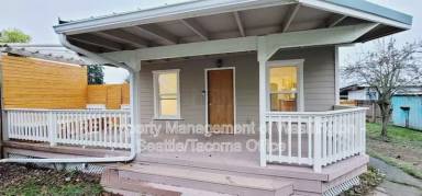 Main picture of 5621 N 44th St