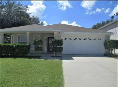 Main picture of 14428 Woodfield Cir N