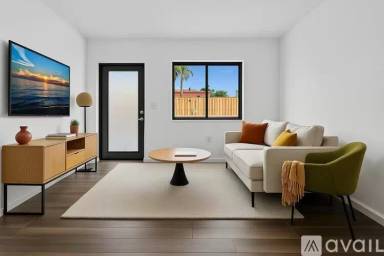 Main picture of 1027 SW 3rd St