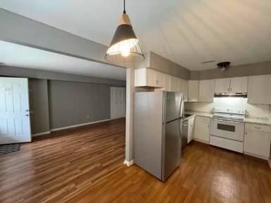 Main picture of 403 Winding Way
