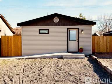 Main picture of 741 Elm Dr