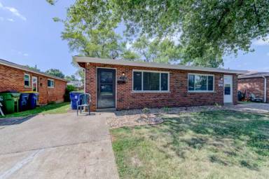 Main picture of 10760 Tropic Dr