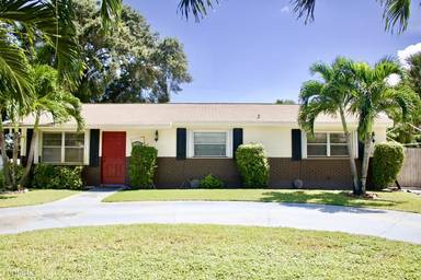 Main picture of 4614 Canal Dr