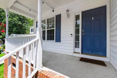 Main picture of 109 Lemon Drop Cir