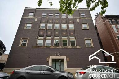 Main picture of 932 W Dakin St