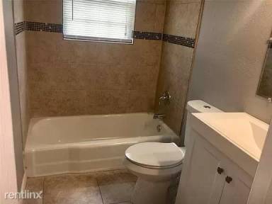 Main picture of 5414 Evelyn St