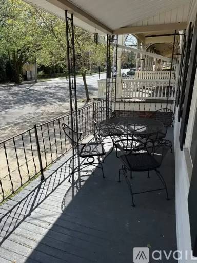 Main picture of 331 W Walnut St