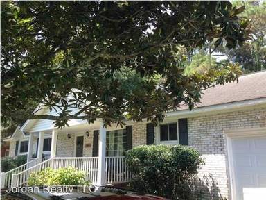 Main picture of 1063 Kentwood Cir