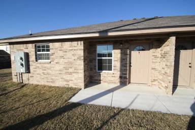 Main picture of 901 Leifester Cir