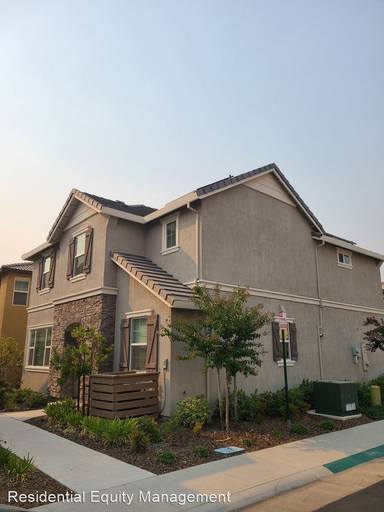 Main picture of 1128 Veranda Ct
