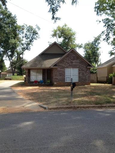 Main picture of 1611 4th Ave