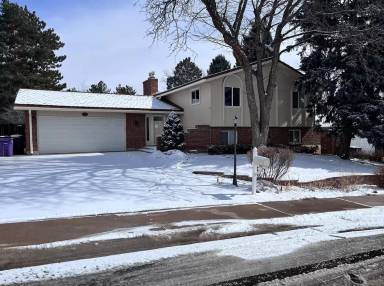 Main picture of 4722 S Xenia St