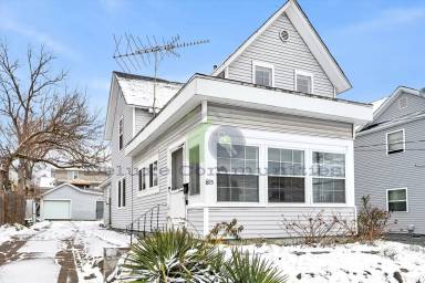Main picture of 655 High St SW