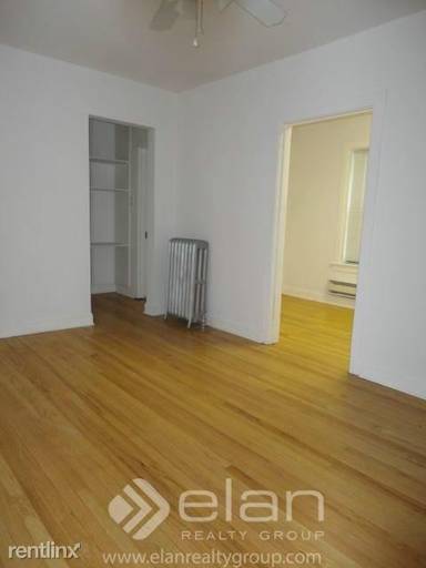Main picture of 2237 N Bissell St