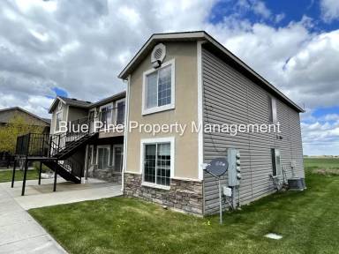 Main picture of 2866 Hunters Loop