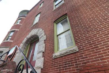 Main picture of 1323 N Calvert St