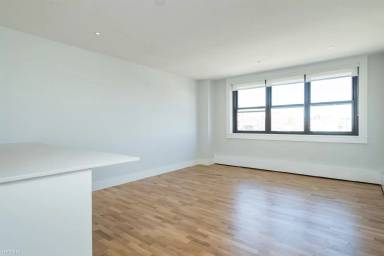 Main picture of 1410 Columbia Apartments