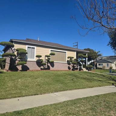 Main picture of 2949 Hardwick St