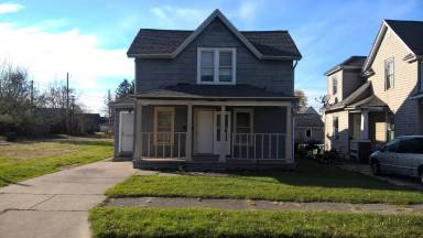 Main picture of 321 N Walnut St