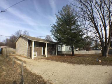 Main picture of 2721 W Nebraska Ave