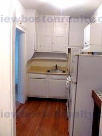 Main picture of 185 Chestnut Hill Ave