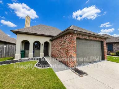 Main picture of 110 Canton Ct