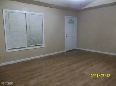 Main picture of 1105 N 35th St