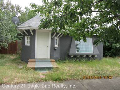 Main picture of 1902 E N Ave