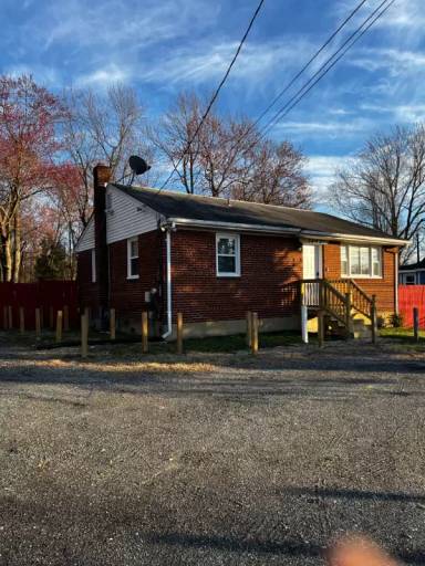 Main picture of 5402 Saint Barnabas Rd