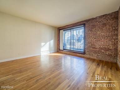 Main picture of 1220 N La Salle Dr