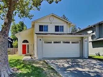 Main picture of 8246 Prior Way