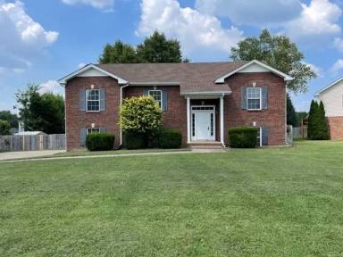 Main picture of 2571 Emerald Ct