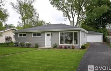 Main picture of 355 N 2nd Ave