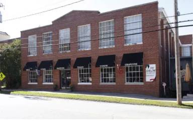 Main picture of 301 Bradley St